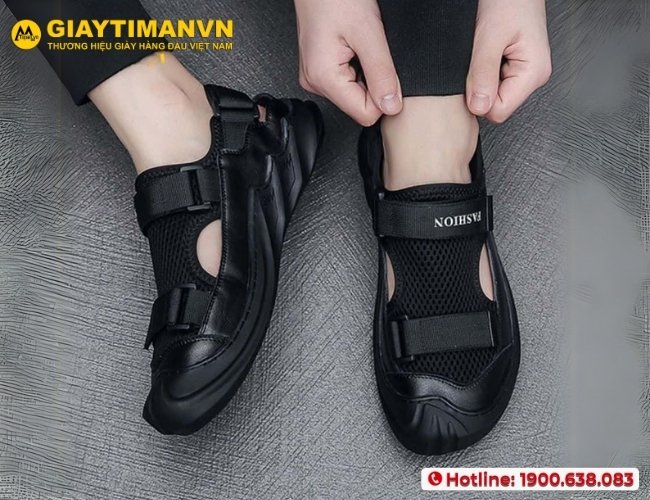 Quần jean phối giày sandal nam khỏe khoắn