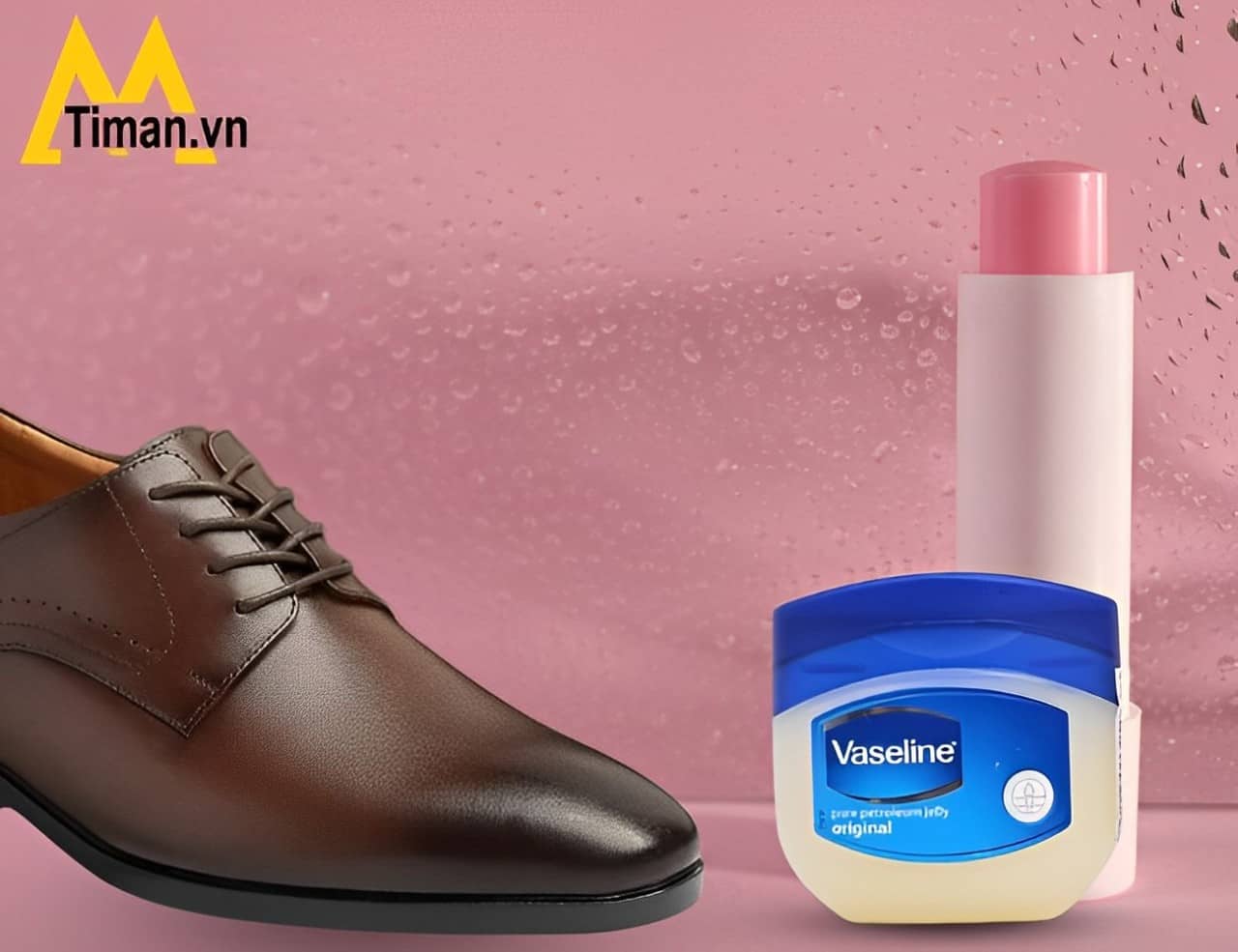 Dùng son dưỡng hay vaseline chữa giày da bị xước