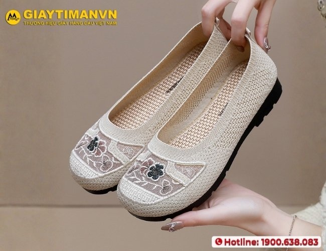 Chọn size chuẩn để tránh giày bị chật mũi