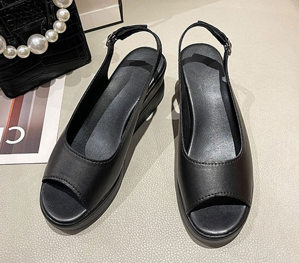 Giày sandal nữ TM-CG67 đệm lót da êm ái